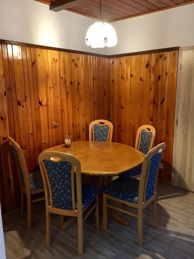 Apartmán Elvíra Karlovy Vary Exteriér fotografie